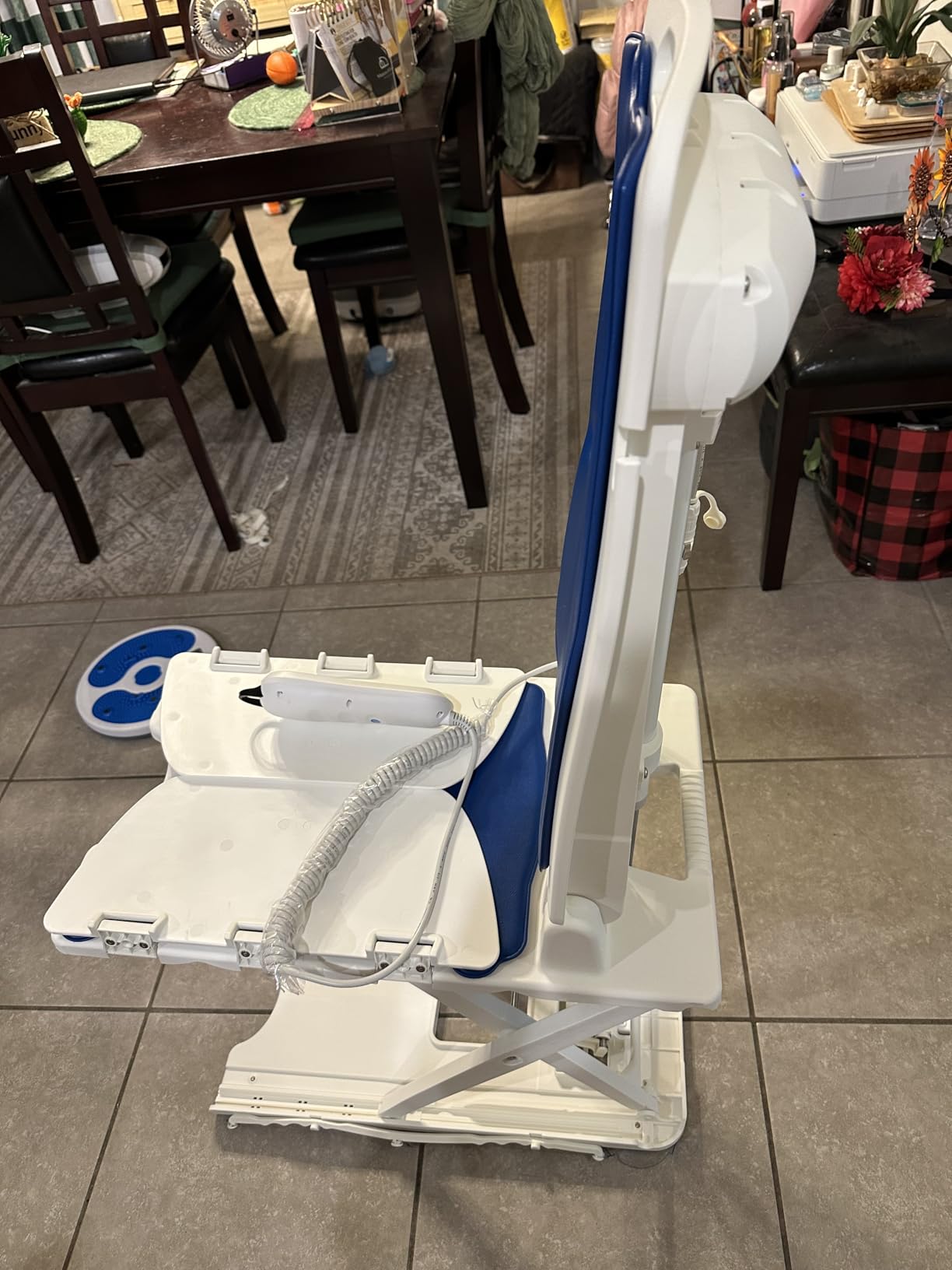 HUANUO 2-in-1 Electric Lift Chair for Elderly from Floor, 308 lbs Capacity customer photo 2