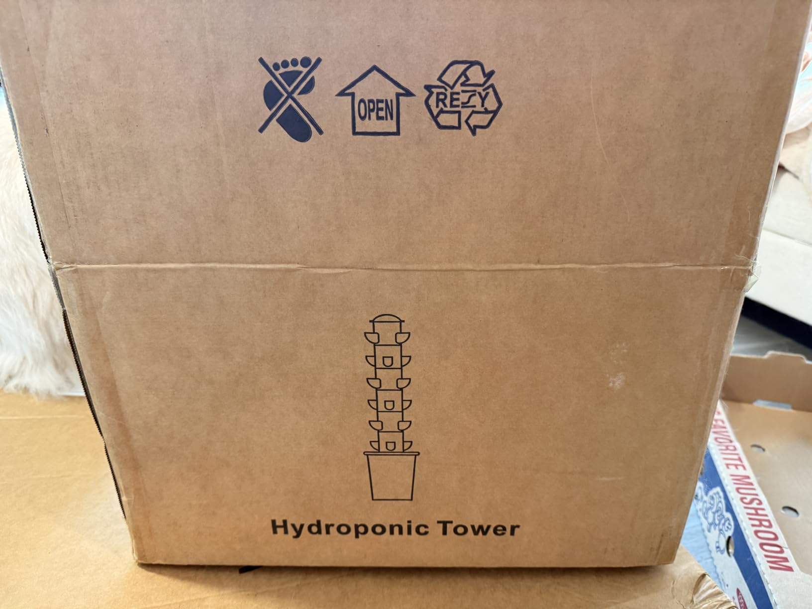 Hydroponics Tower Indoor Growing System Vertical Garden Planter Indoor Smart Garden Kit with Pump and Movable Water Tank Vegetable Plant Gift for Gardening Lover (35-Plants) customer photo 1