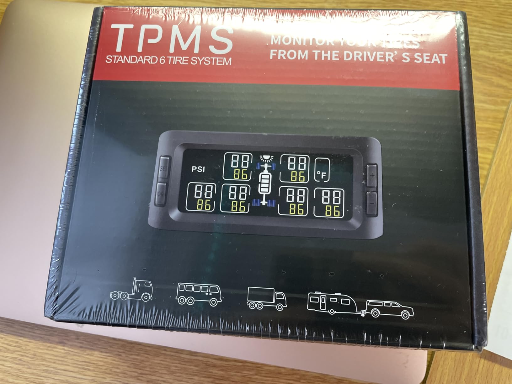 B-Qtech Tire Pressure Monitoring System Solar TPMS for RV/Trailer 0-199 PSI customer photo 2