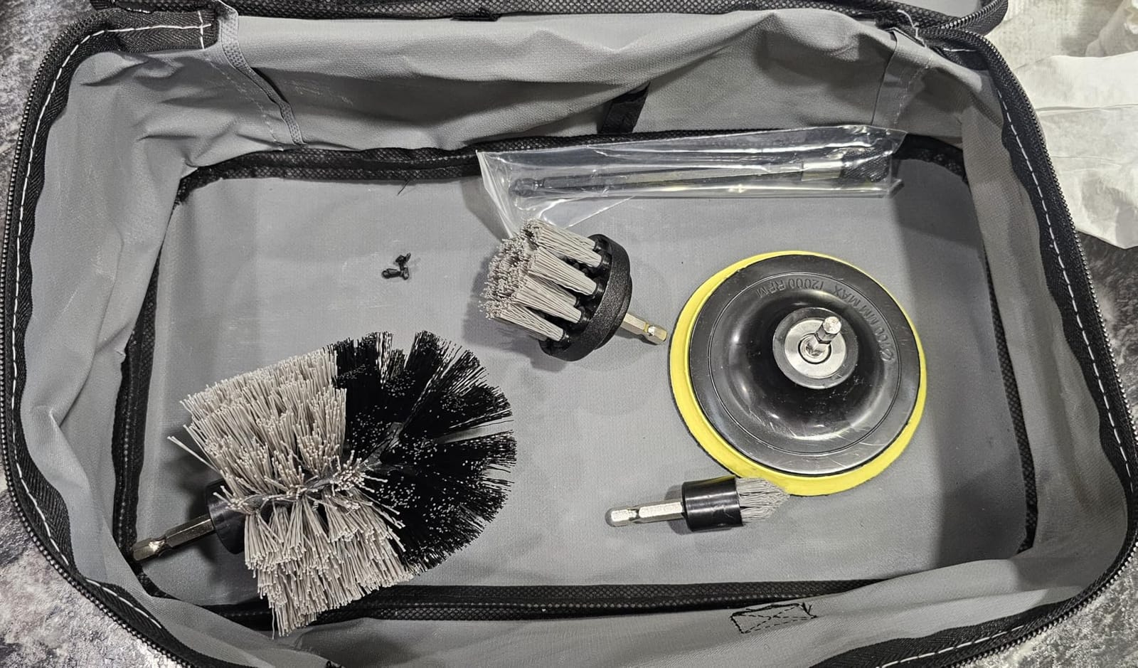 THINKWORK Windshield Cleaner Tool, Detailing Kit Interior with Brush Set customer photo 2