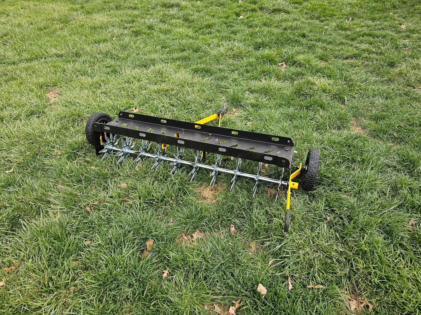 40-Inch Tow Behind Spike Aerator, Pull Behind Lawn Aerator with 10 Galvanized Steel Tines for Aerating Lawns, Soil Penetrator Spikes Tractor with Wheels, Extra-Wide Tow Bar for Garden & Farm customer photo 2