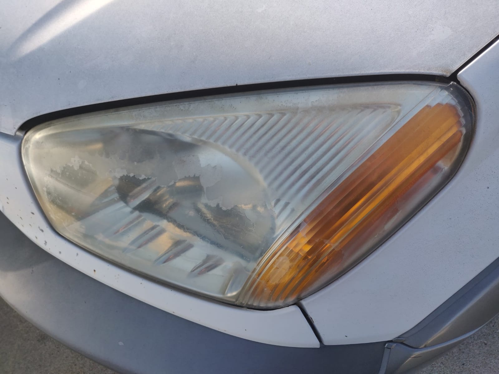 POLIWELL Headlight Restoration Kit for Yellowing & Oxidation Removal customer photo 1