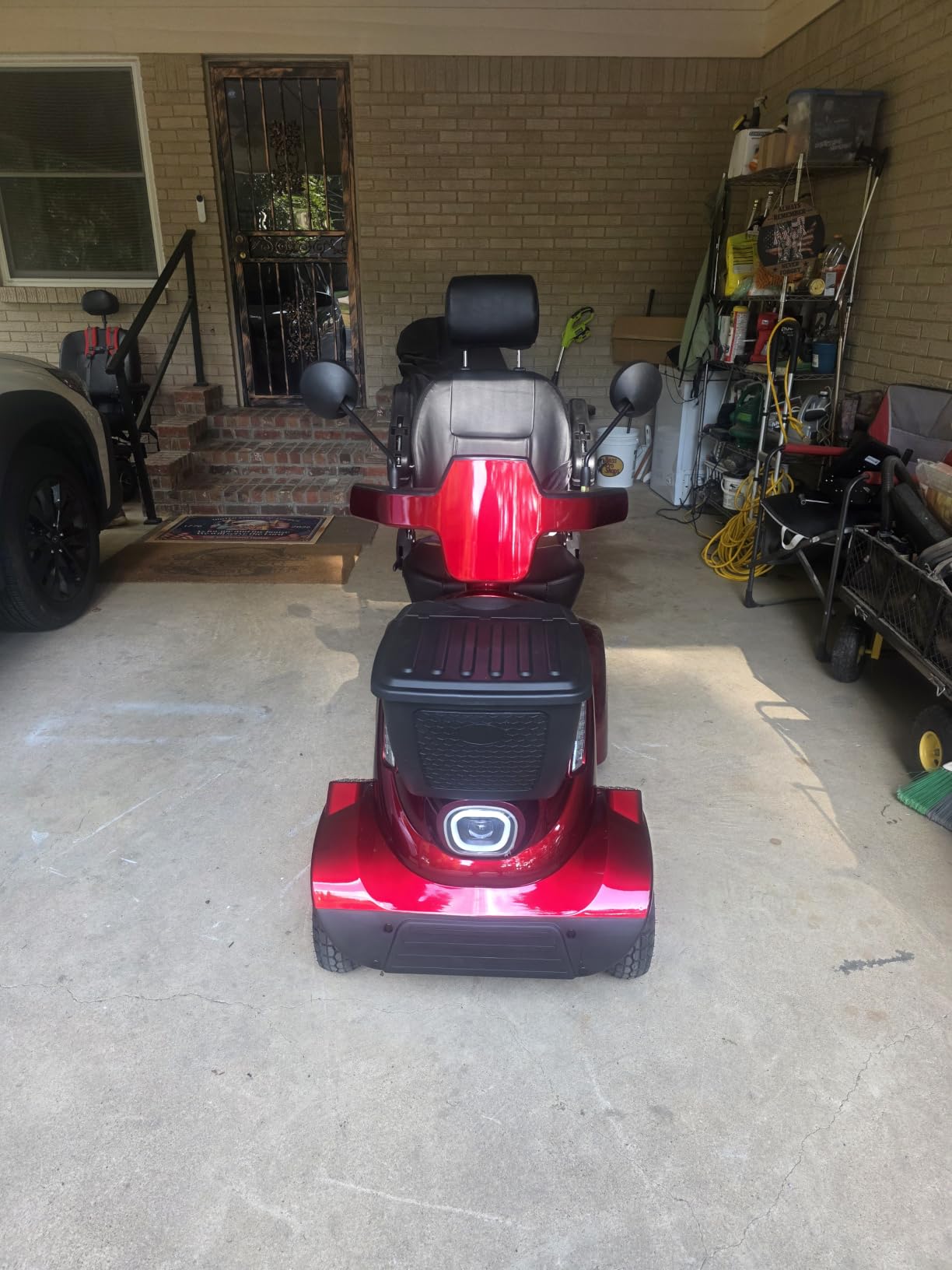 32Miles All-Terrain Heavy-Duty Mobility Scooter for Seniors &Adults customer photo 1